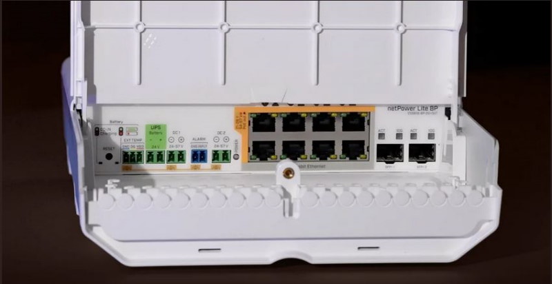 mikrotik_nl_130_12_2025_netpower-lite-8p.JPG (50 KB)