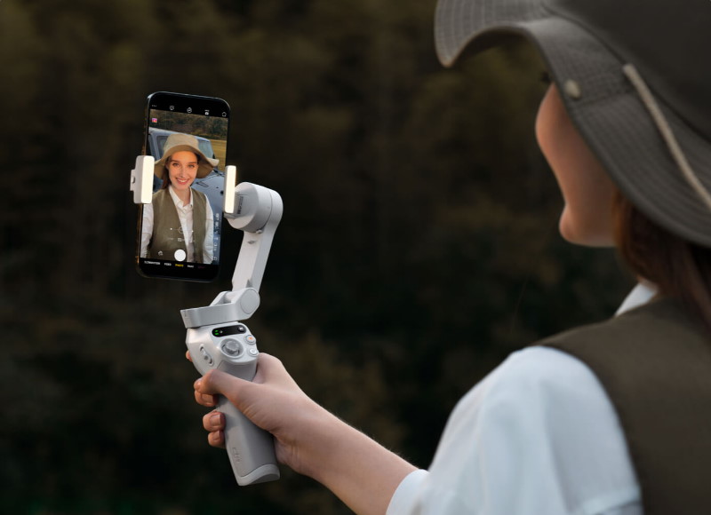 DJI_Osmo_Mobile_SE_03.jpg (54 KB)